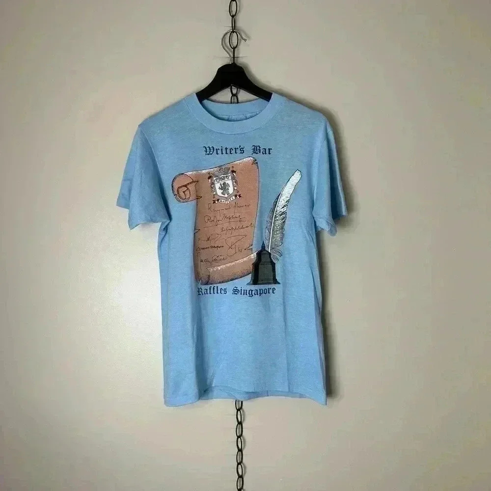 Vintage Writers Bar Singapore T-shirt  Medium